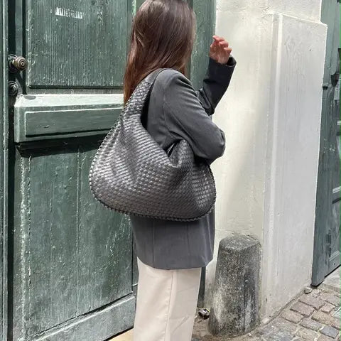 LuxaBag™ – Eleganz und Funktionalität vereint